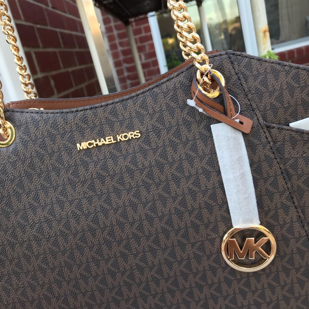 New! Michael KORS Purse - Picture 2 of 5